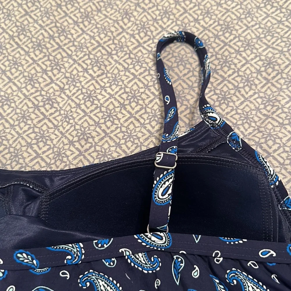 Lands' End Blue Paisley Tankini Swimsuit Top - Picture 6 of 13